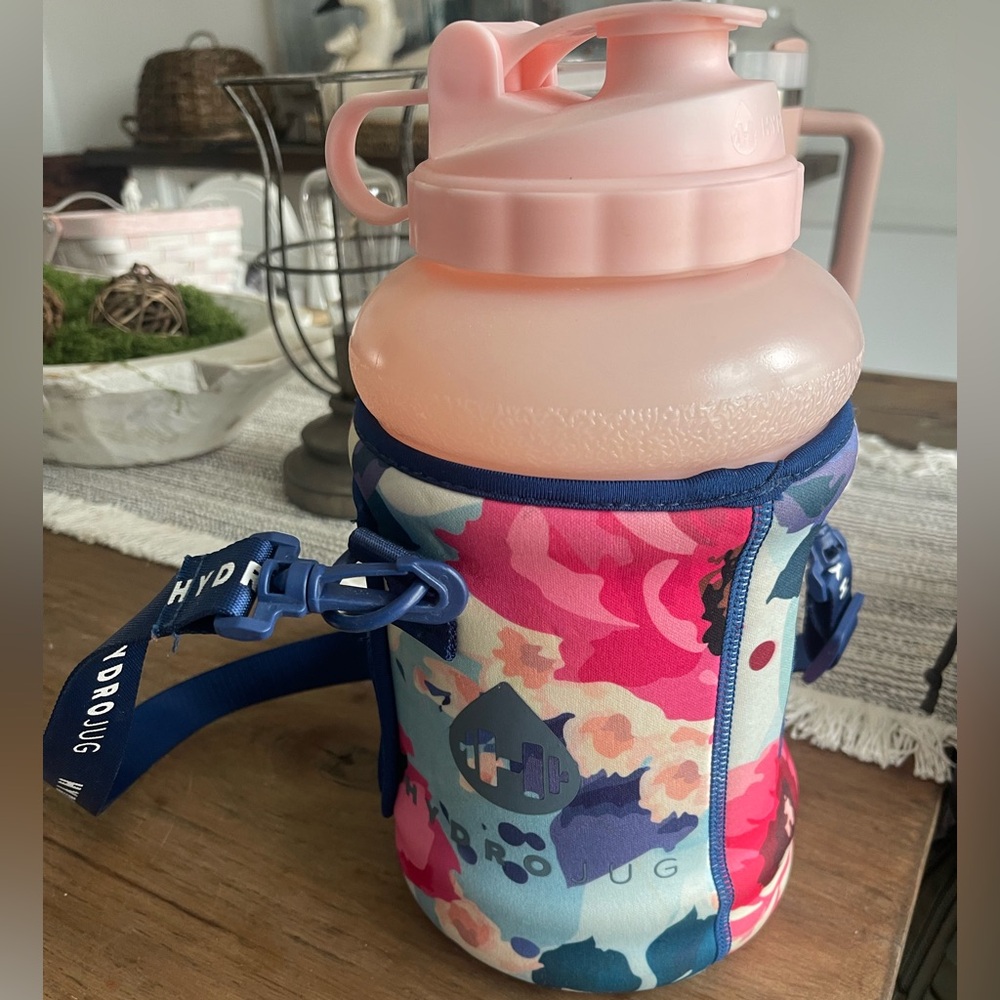 “Hydrojug” Floral Insulated Water Bottle with Pink Lid